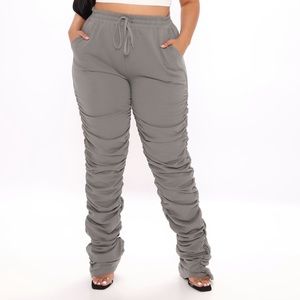 Fashion nova stacked pants in color Slat